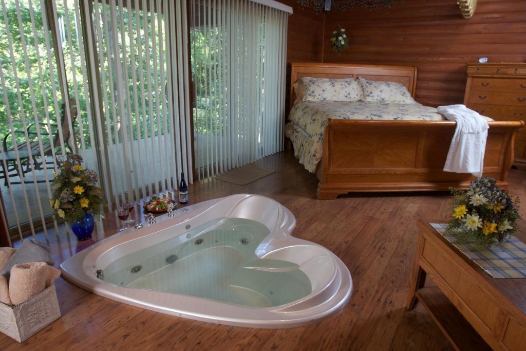Serenity Springs - Michigan City Hotell Springfield Rom bilde